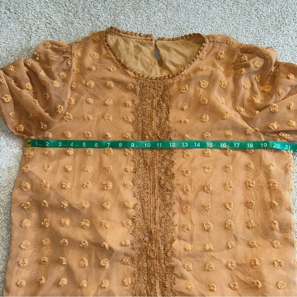 Chic Tan Blouse with Textured Accents - Picture 5 of 6